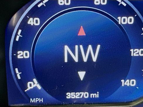 Used 2022 Chevrolet Silverado 1500 LT image 18