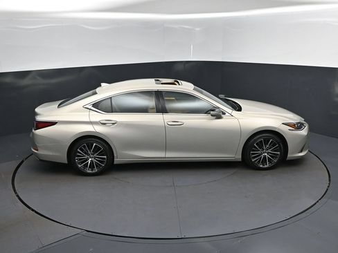 Certified 2025 Lexus ES 350 w/ Premium Package FWD image 35