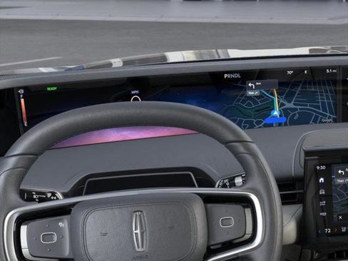 New 2026 Lincoln Nautilus Premier AWD/4WD image 13