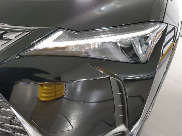 Used 2025 Lexus UX 300h AWD w/ Accessory Package (Z1) image 35