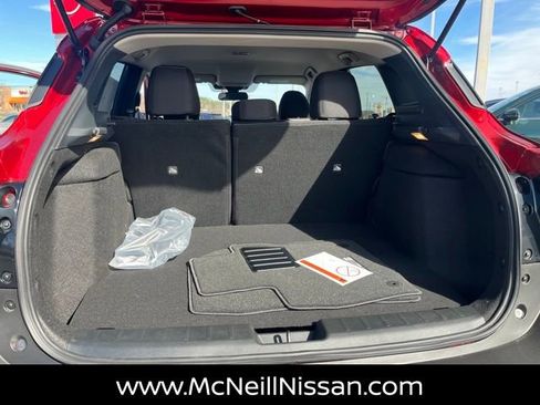 New 2026 Nissan Kicks SV image 31