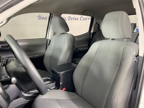 Used 2018 Toyota Tacoma SR w/ SR Convenience Package RWD image 14