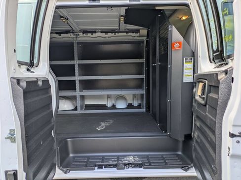 New 2026 Chevrolet Express 2500 w/ Driver Convenience Package RWD image 23