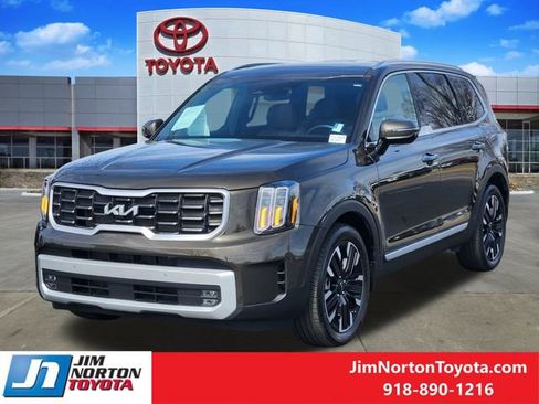 Used 2024 Kia Telluride SX image 3