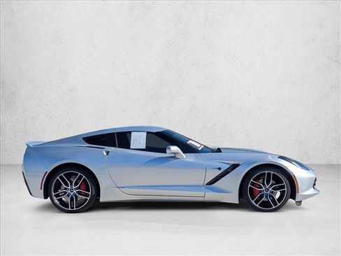 Used 2017 Chevrolet Corvette 3LT w/ 3LT Preferred Equipment Group image 4