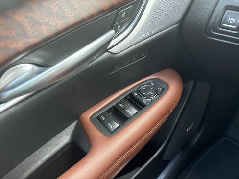 Used 2023 Cadillac XT5 Sportv AWD/4WD image 25