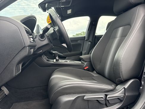 Used 2025 Honda Civic Sport image 15