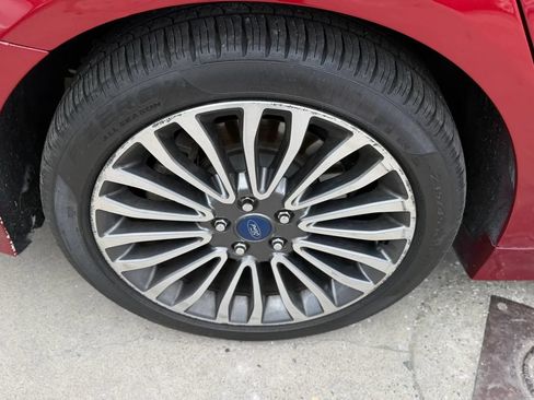 Used 2017 Ford Fusion Energi Titanium FWD image 25
