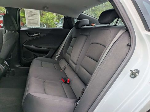 Used 2024 Chevrolet Malibu LT FWD image 12