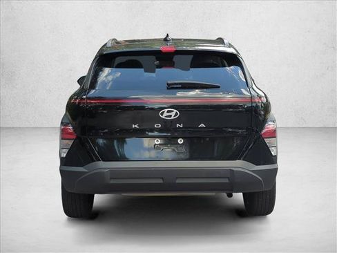 Used 2025 Hyundai Kona SEL FWD image 6
