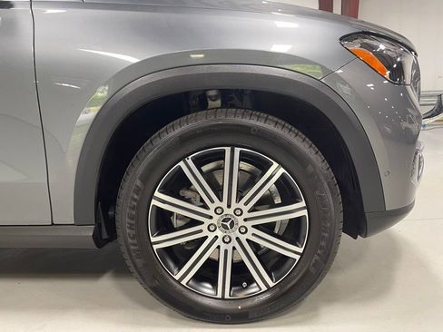 Used 2025 Mercedes-Benz GLE 350 4MATIC image 16