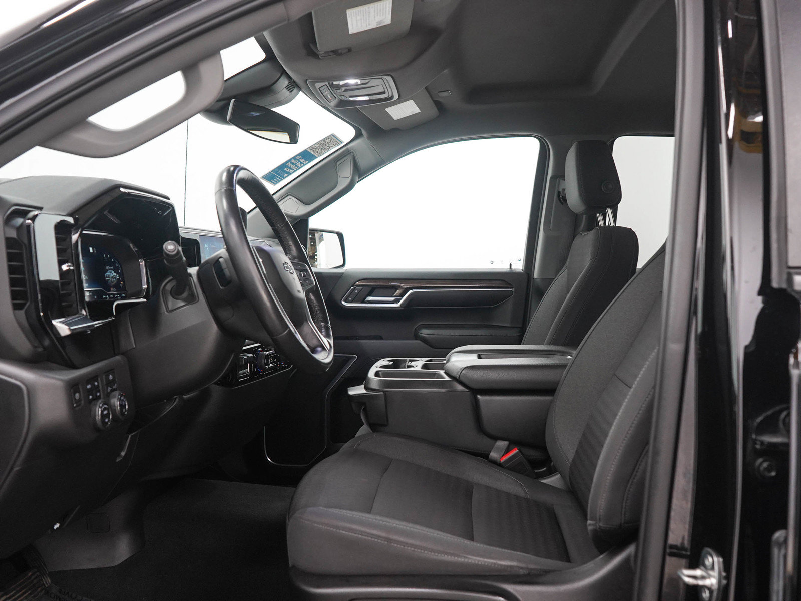 Used 2022 Chevrolet Silverado 1500 RST AWD/4WD image 23