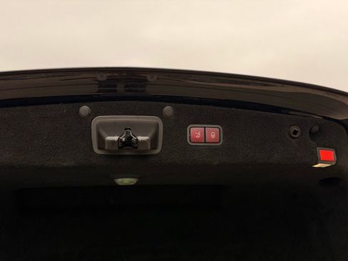 Used 2020 Mercedes-Benz S 560 4MATIC Sedan image 65