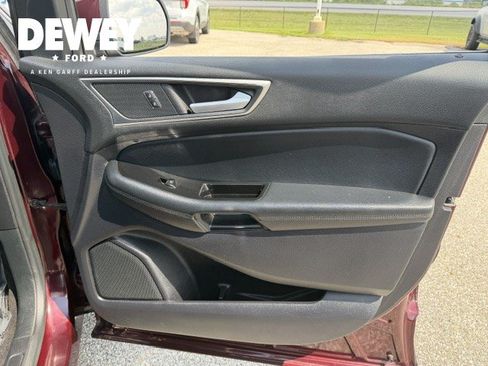 Used 2020 Ford Edge SEL AWD/4WD image 33
