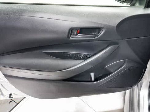 Certified 2022 Toyota Corolla LE FWD image 22