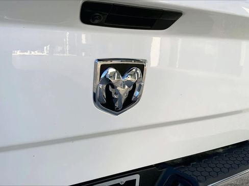 Used 2024 RAM 1500 Classic SLT image 10