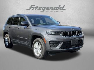 Used 2025 Jeep Grand Cherokee Laredo X w/ Luxury Tech Group I AWD/4WD video 1
