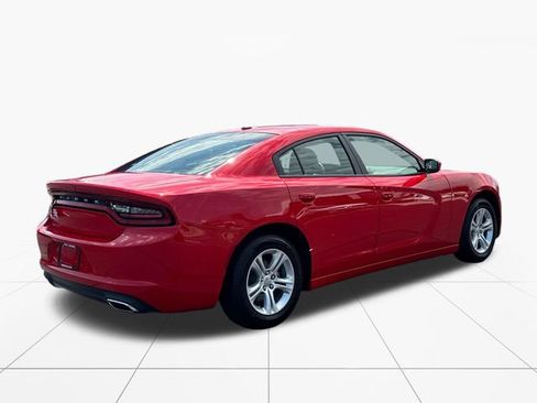 Used 2022 Dodge Charger SXT RWD image 6
