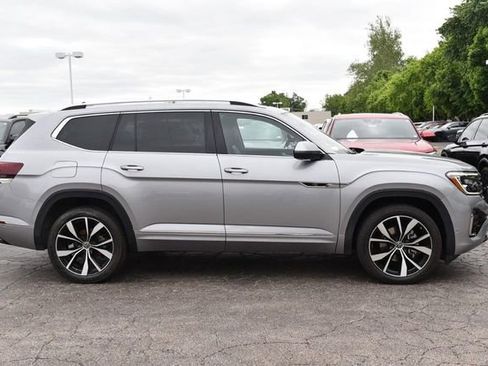 Certified 2024 Volkswagen Atlas SEL Premium R-Line AWD/4WD image 5