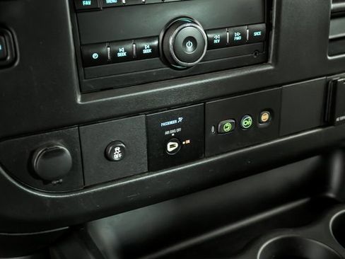 Used 2018 Chevrolet Express 3500 LT w/ LT Preferred Equipment Group image 19