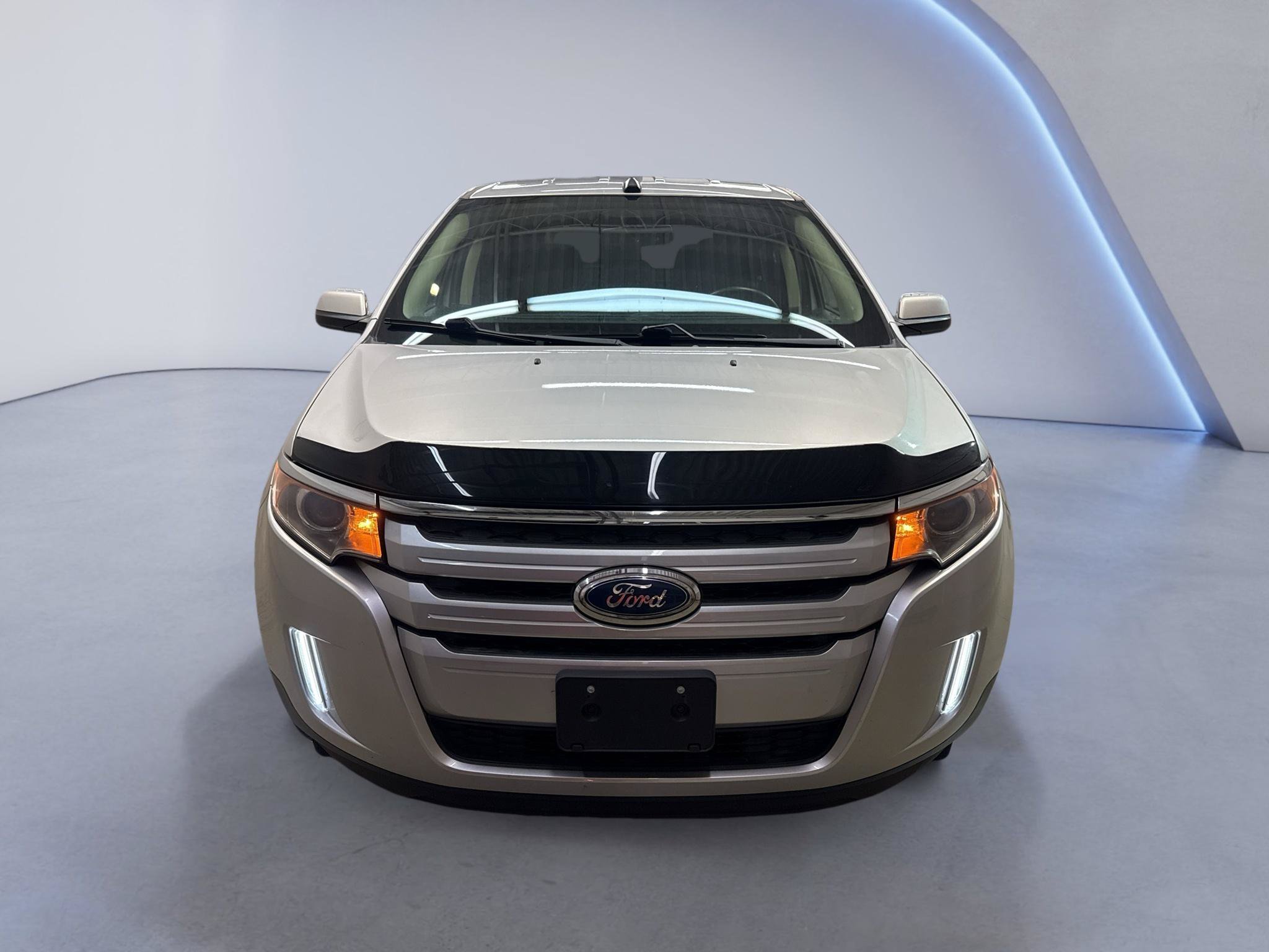 Used 2014 Ford Edge SEL w/ Equipment Group 204A FWD image 2