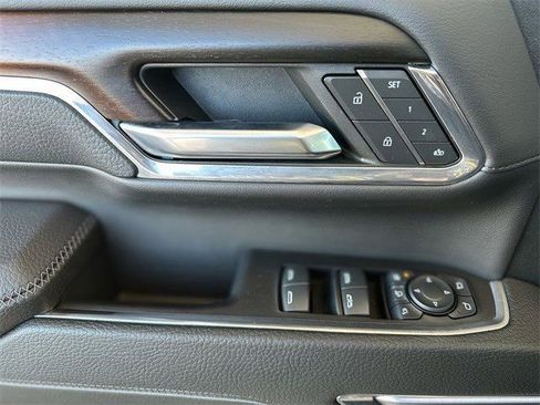 Used 2024 GMC Sierra 2500 Denali w/ Denali Reserve Package image 14