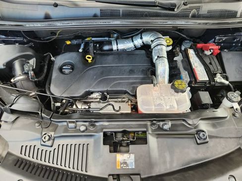 Used 2022 Buick Encore Preferred w/ Safety Package AWD/4WD image 31