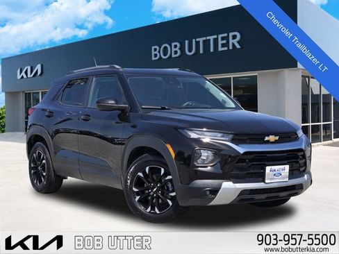 Used 2022 Chevrolet TrailBlazer LT w/ Convenience Package FWD image 1