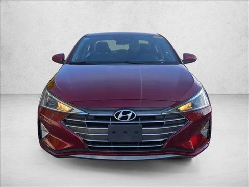 Used 2019 Hyundai Elantra SEL image 2