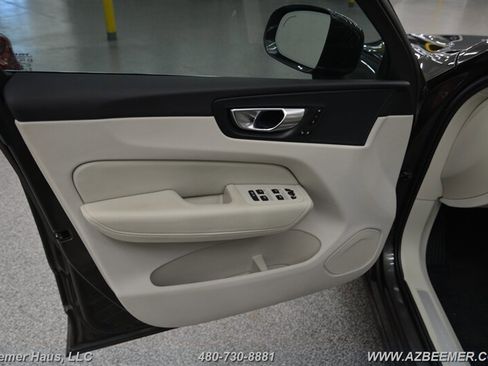 Used 2022 Volvo XC60 T8 Inscription Expression w/ Advanced Package image 34