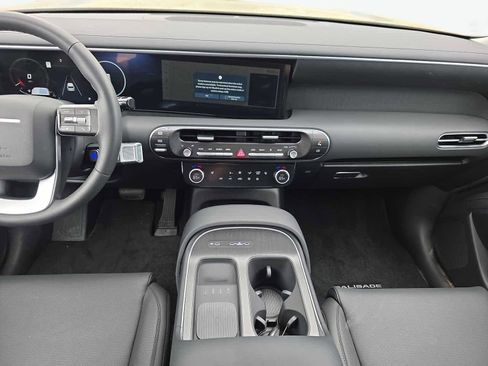Certified 2026 Hyundai Palisade SEL FWD image 15