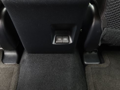 Certified 2024 Toyota 4Runner TRD Off-Road AWD/4WD image 12
