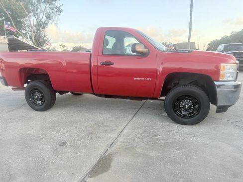 Used 2013 Chevrolet Silverado 2500 W/T image 12