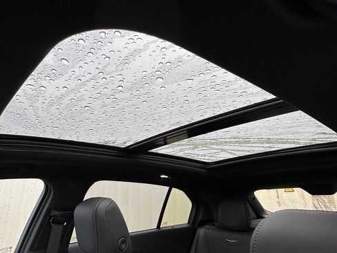 Used 2022 Cadillac XT4 Sport image 4