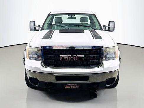 Used 2013 GMC Sierra 2500 W/T w/ Snow Plow Prep Package image 4