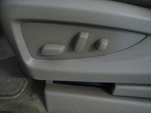 Used 2018 GMC Yukon SLT w/ Open Road Package image 3