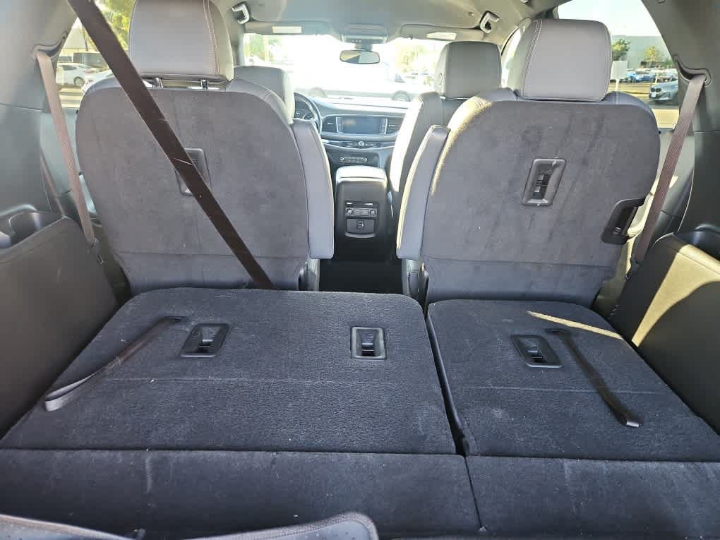 Used 2023 Buick Enclave Essence w/ Sport Touring Edition AWD/4WD image 9