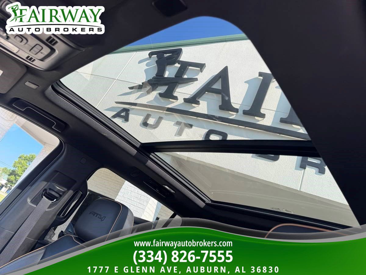 Used 2021 GMC Yukon XL AT4 w/ AT4 Premium Plus Package AWD/4WD image 26