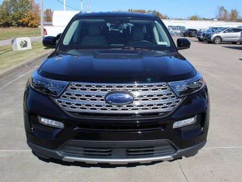 Used 2023 Ford Explorer Limited image 7