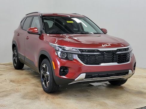 New 2026 Kia Seltos S image 3