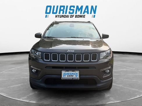 Used 2019 Jeep Compass Latitude AWD/4WD image 8