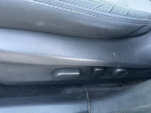 Used 2021 Subaru Outback Premium image 19