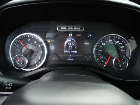 Used 2025 RAM 1500 Laramie image 17