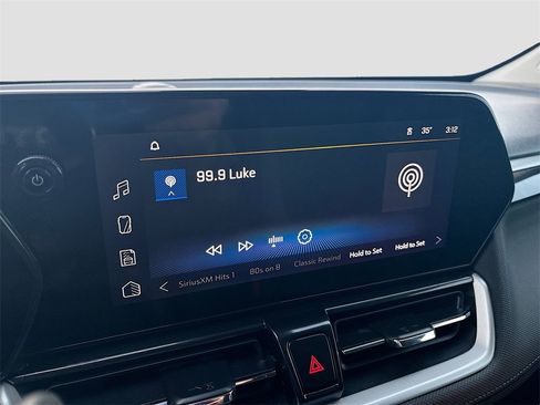 Used 2025 Chevrolet TrailBlazer LT image 14