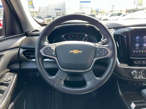 Used 2021 Chevrolet Traverse LT AWD/4WD image 16