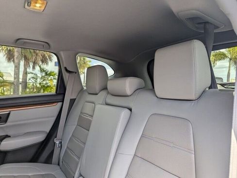 Used 2018 Honda CR-V Touring image 15
