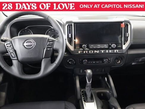 New 2025 Nissan Frontier SV w/ SV Convenience Package image 10