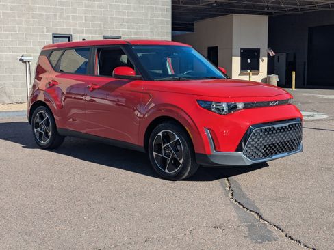 Certified 2023 Kia Soul EX image 36