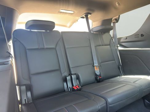 Used 2021 Chevrolet Tahoe RST w/ Luxury Package AWD/4WD image 14