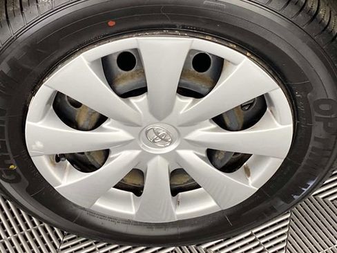 Used 2010 Toyota Corolla LE image 25